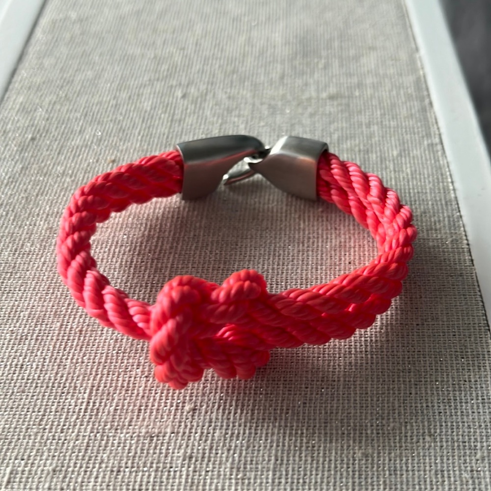 KielJames Patrick rope bracket